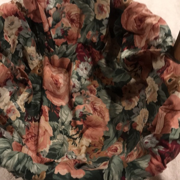 Baskets - Picture 7 of 16